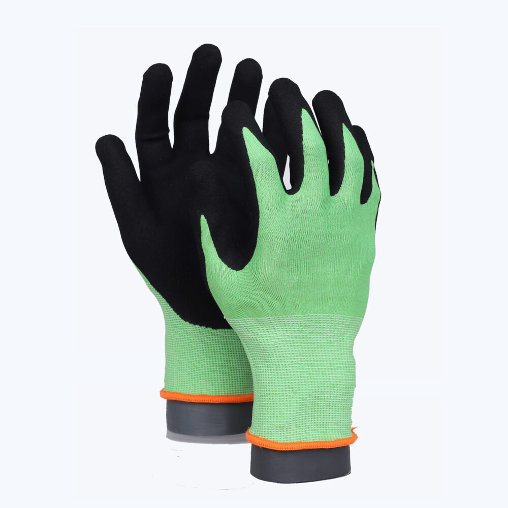 21NS-E//21G CUT-E Glove with Nitrile Coated Sandy Grip on Palm & Fingers